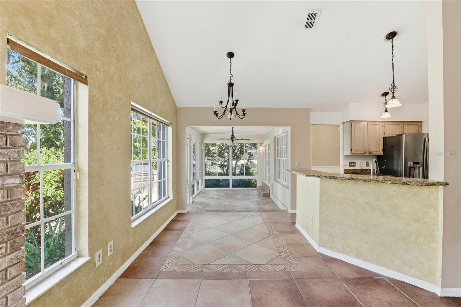 LEXINGTON CLUB - Residential