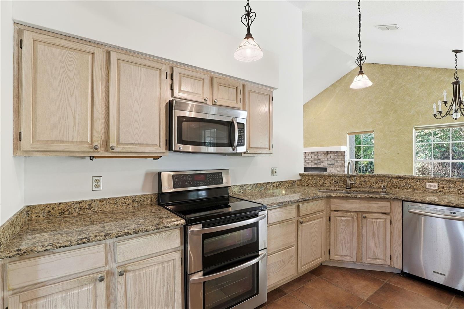 LEXINGTON CLUB - Residential