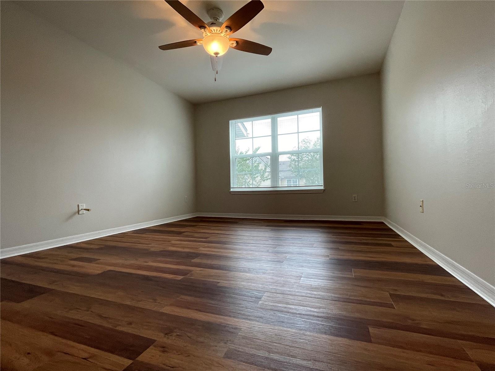 HAMPTONS/METROWEST - Residential