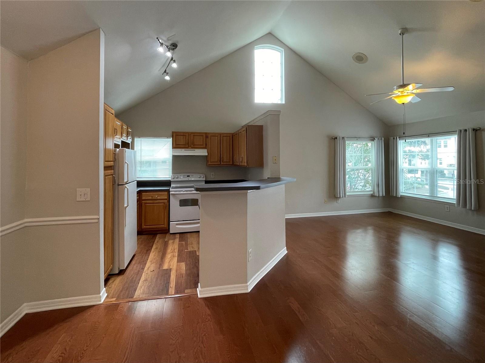 HAMPTONS/METROWEST - Residential