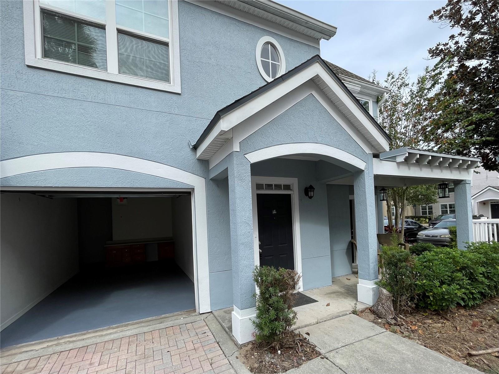 HAMPTONS/METROWEST - Residential