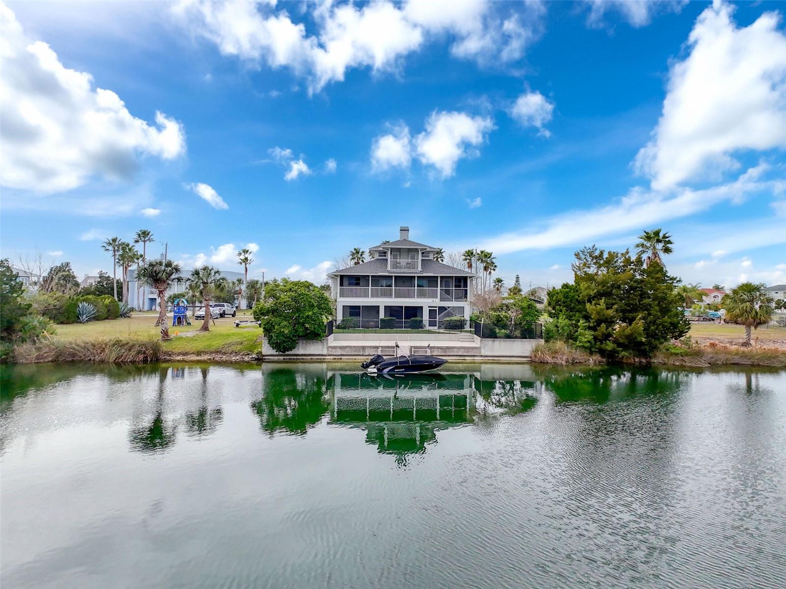 HERNANDO BEACH 12 - Residential