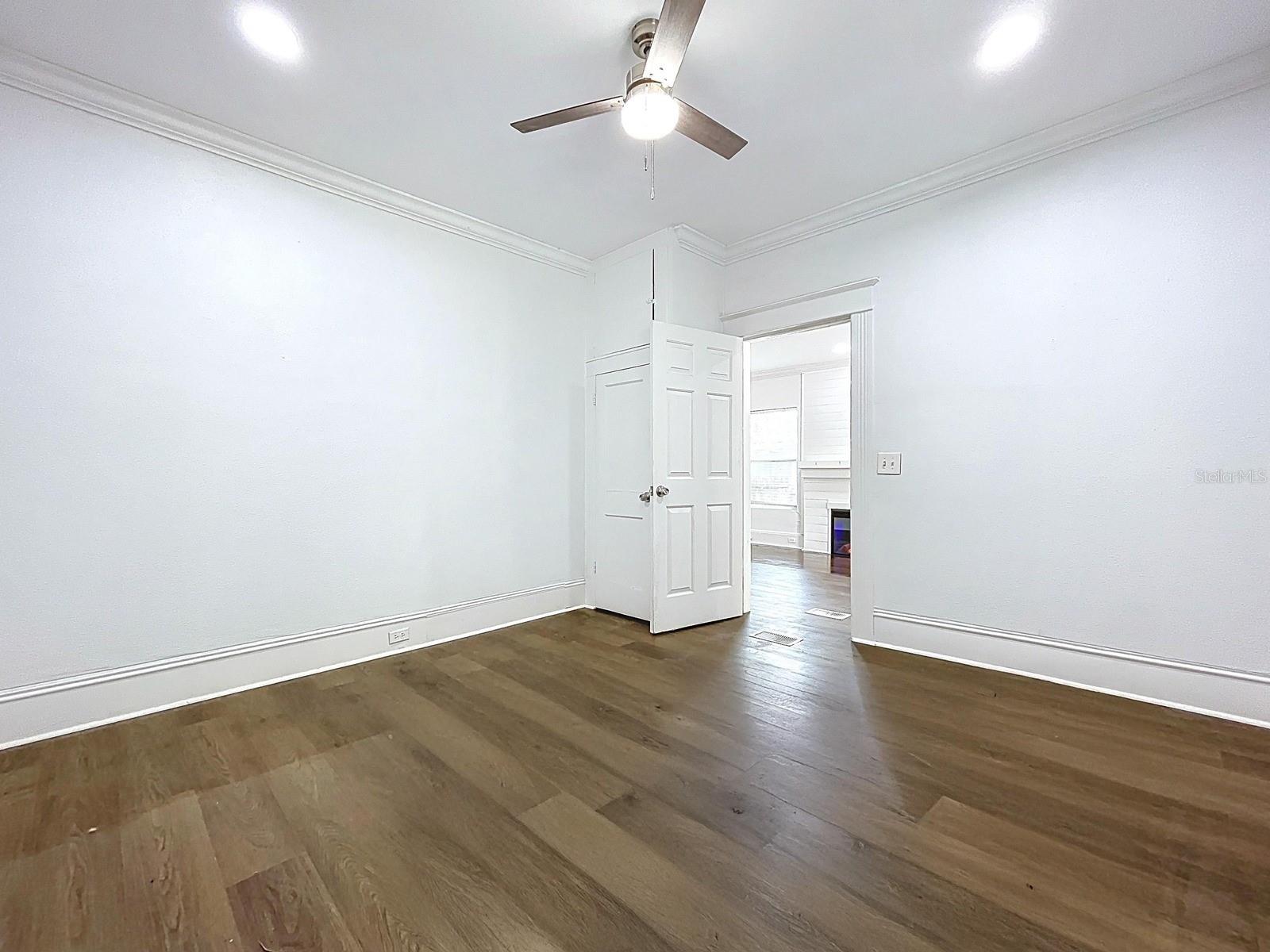 JONES B U - Residential