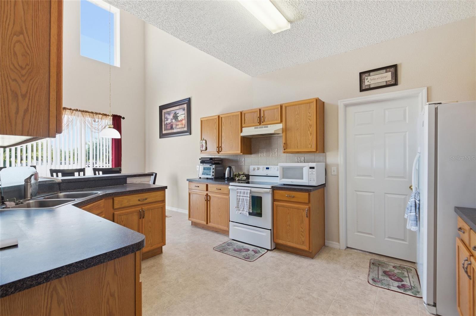 POINCIANA NBRHD 04 VILLAGE 07 - Residential