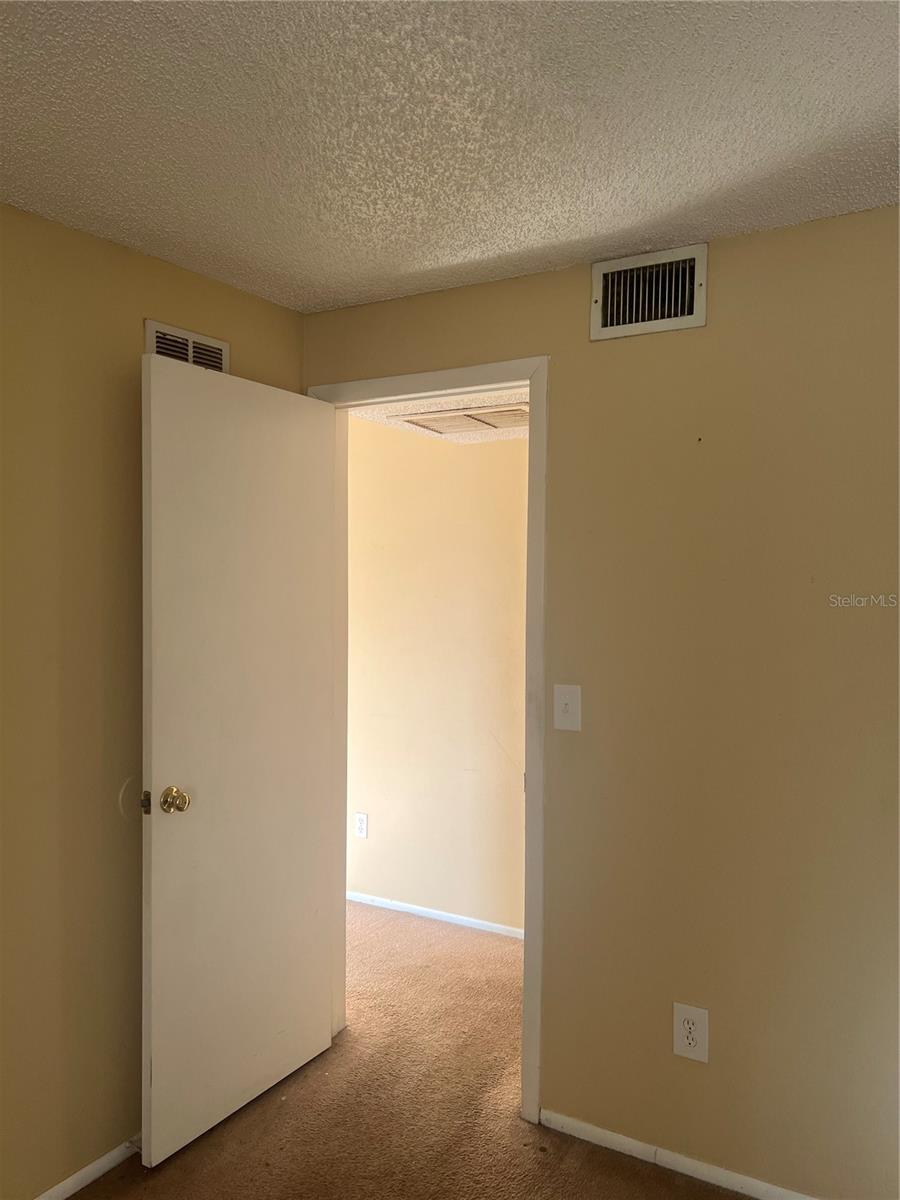 CRESTVIEW ACRES - Residential