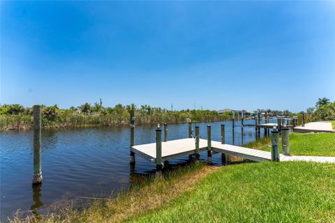 A home in PORT CHARLOTTE