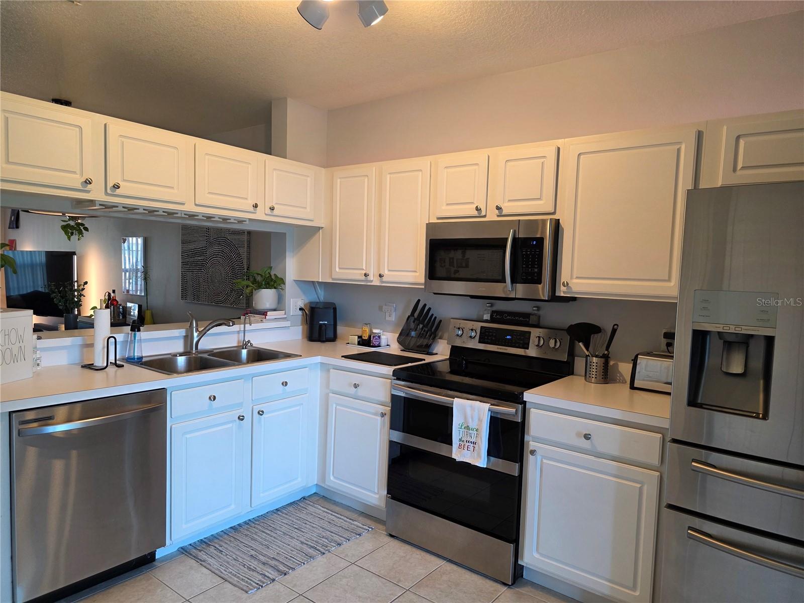 REGENCY KEY TWNHMS - Residential