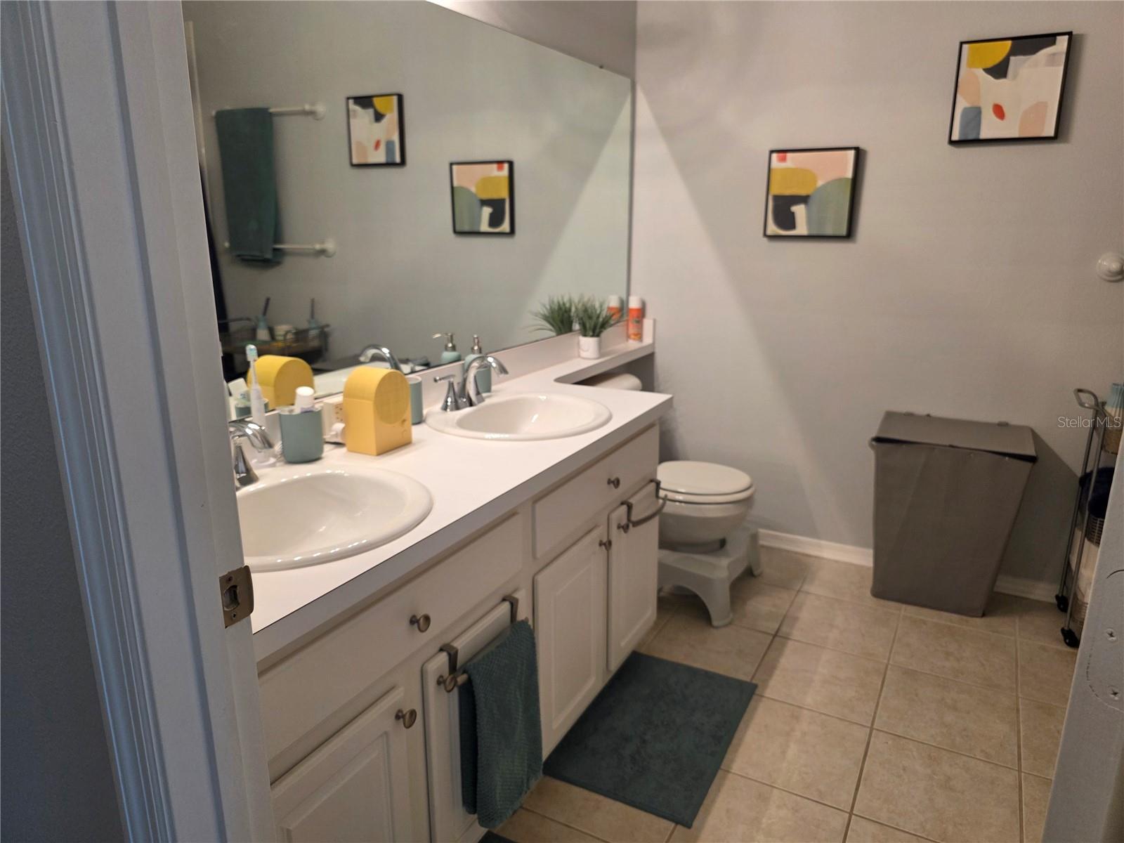 REGENCY KEY TWNHMS - Residential