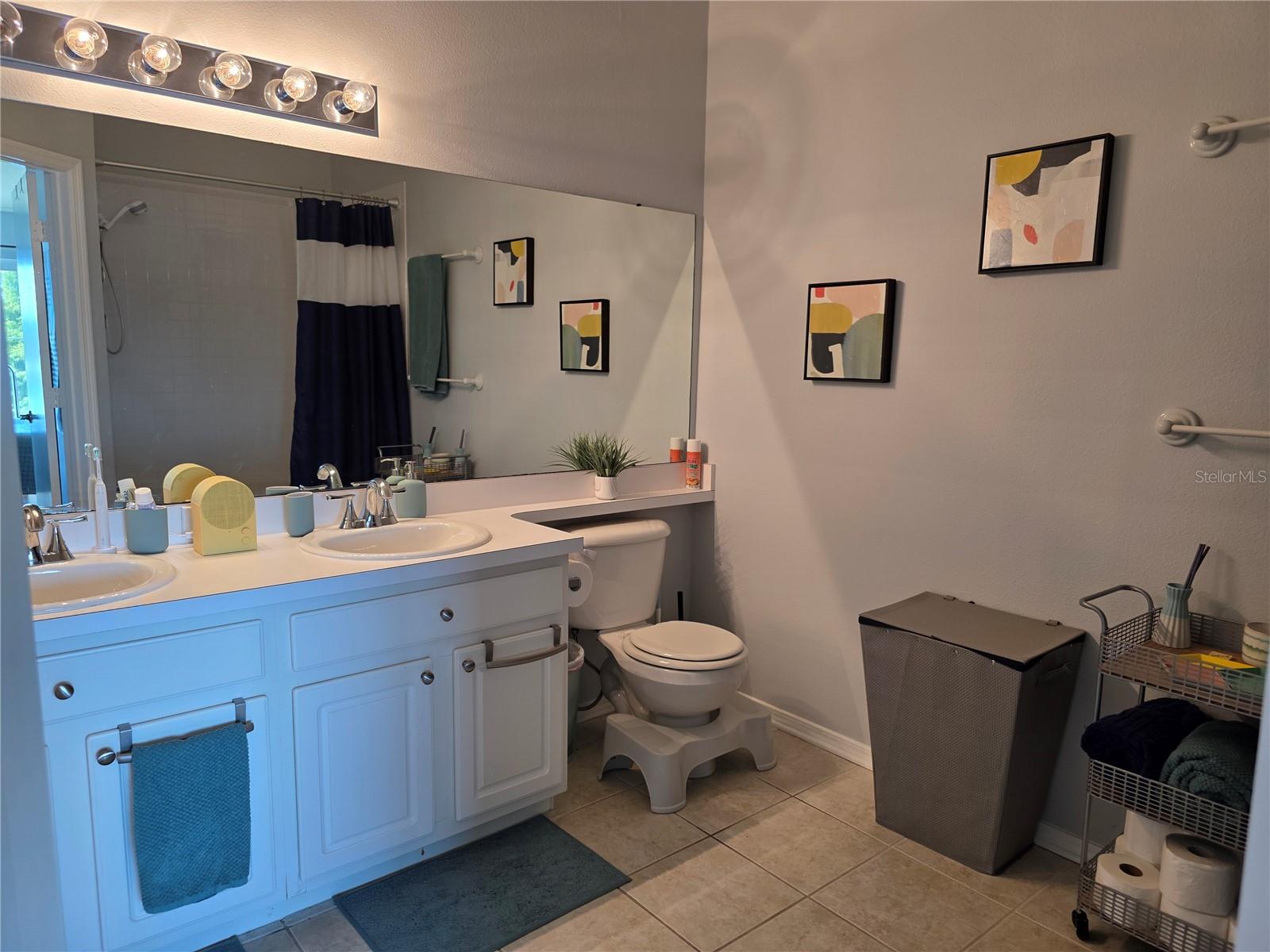 REGENCY KEY TWNHMS - Residential