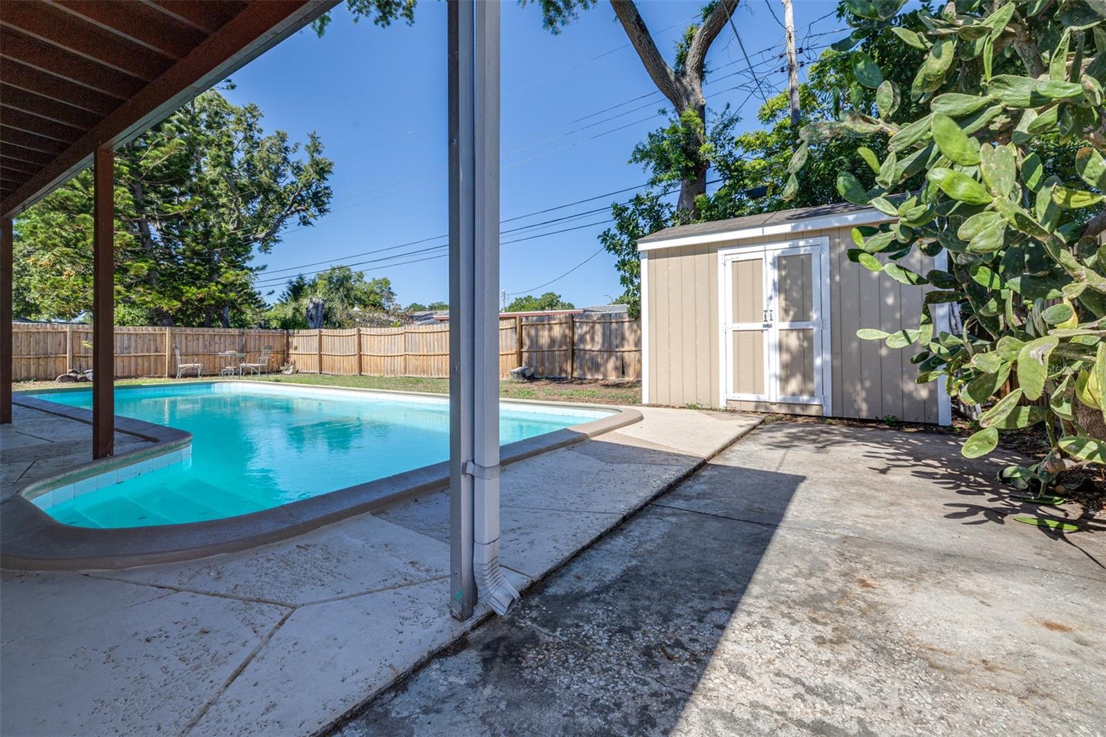 PLEASANT GROVE PARK 1ST ADD - Residential