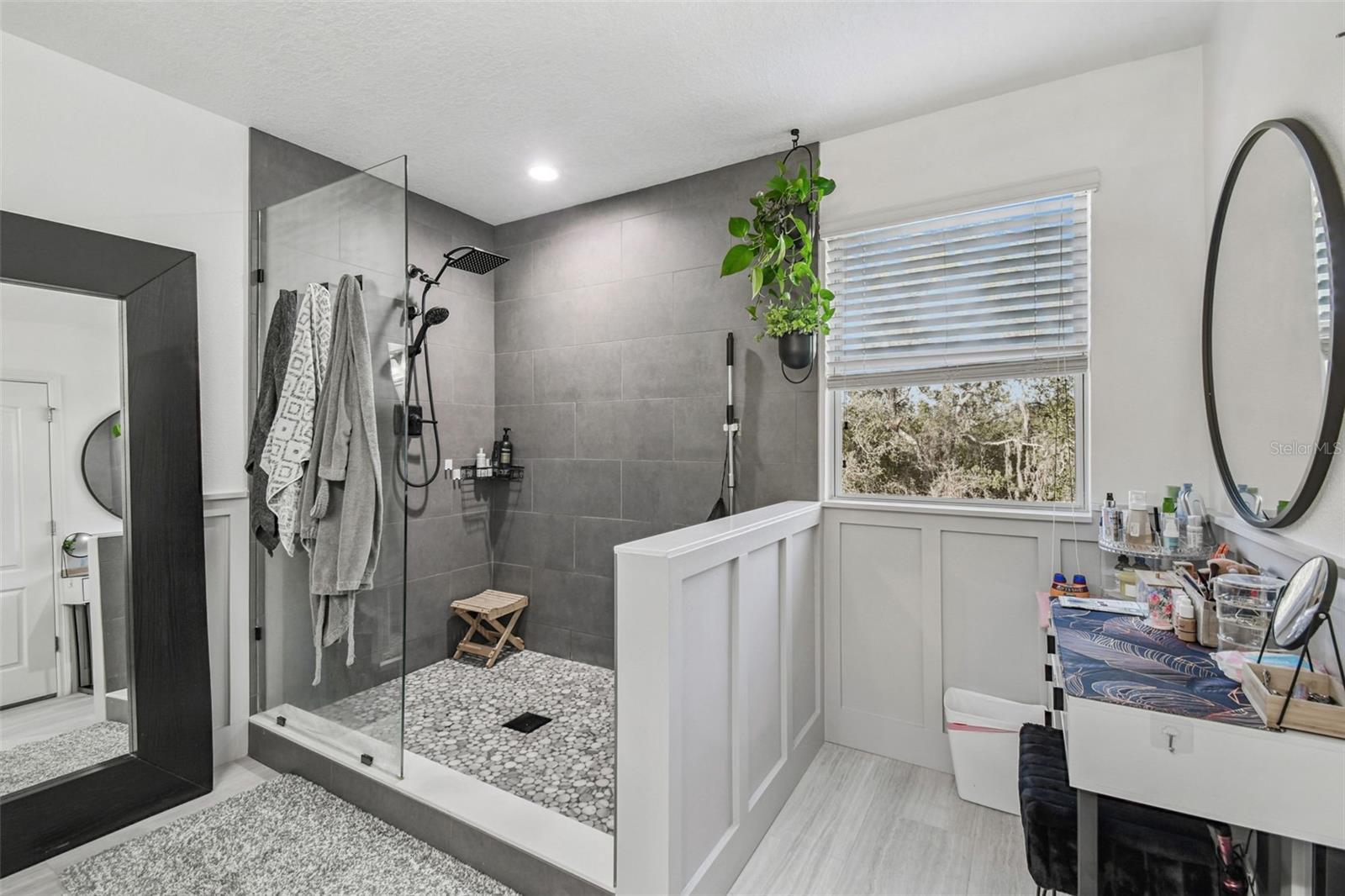 LEXINGTON COMMONS - Residential