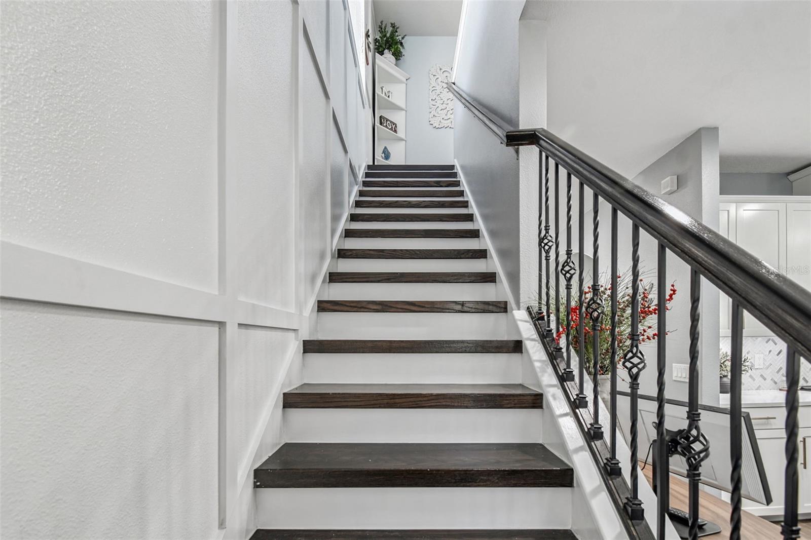 LEXINGTON COMMONS - Residential