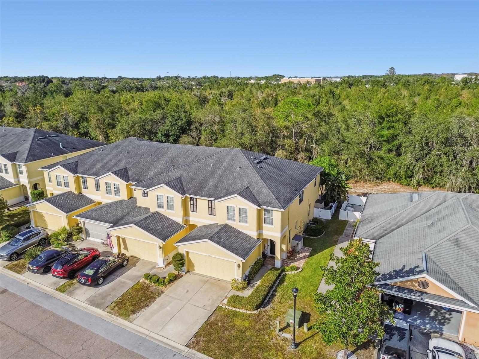 LEXINGTON COMMONS - Residential