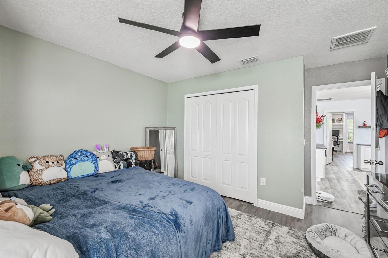 LEXINGTON COMMONS - Residential