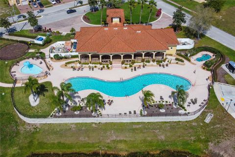 A home in POINCIANA