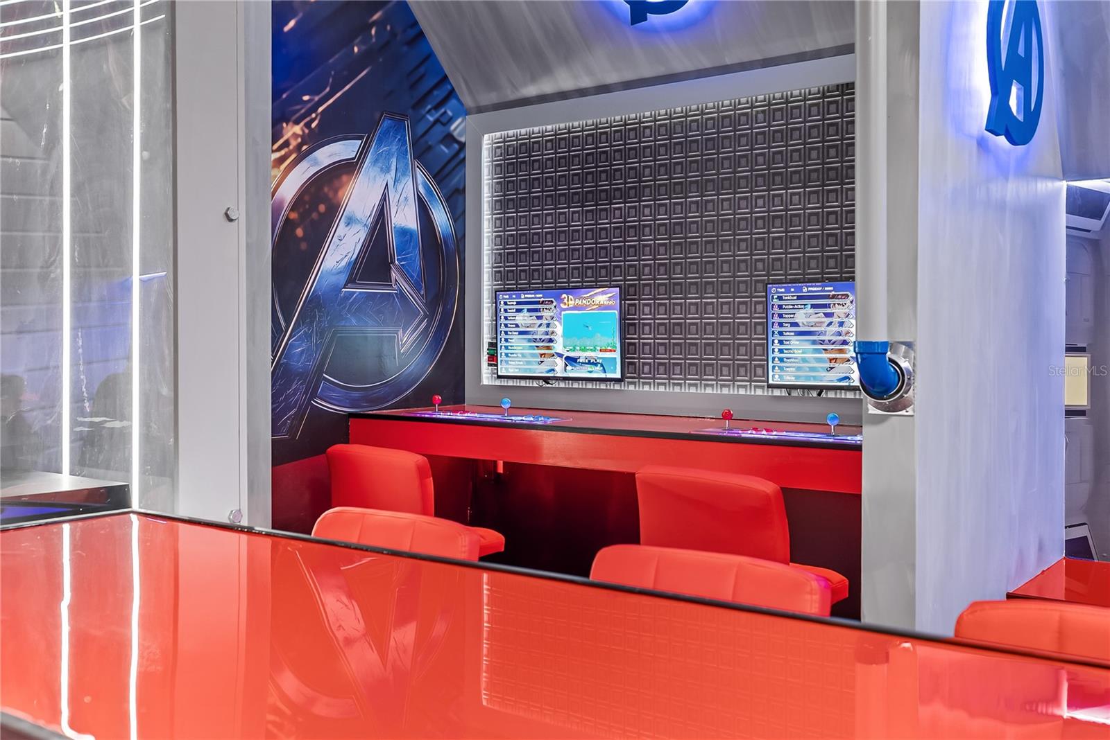 WINDSOR CAY - Residential