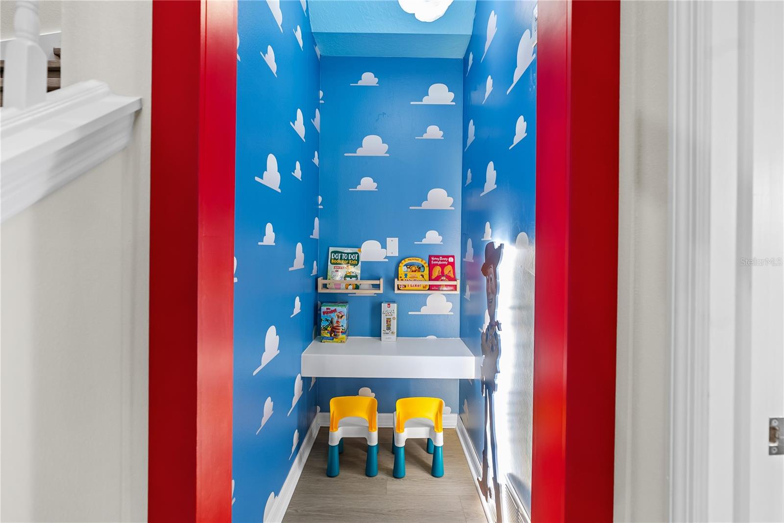 WINDSOR CAY - Residential