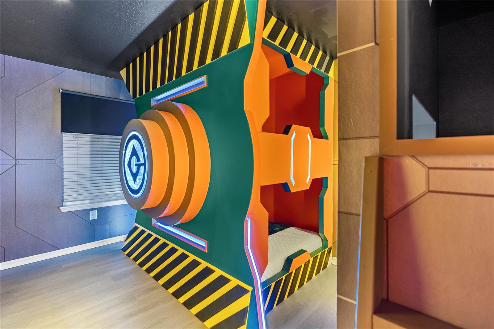 WINDSOR CAY - Residential