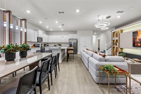 Tiny photo for 16000 Sandy Cliffs Drive, Clermont, FL 34714 (MLS # O6381858)