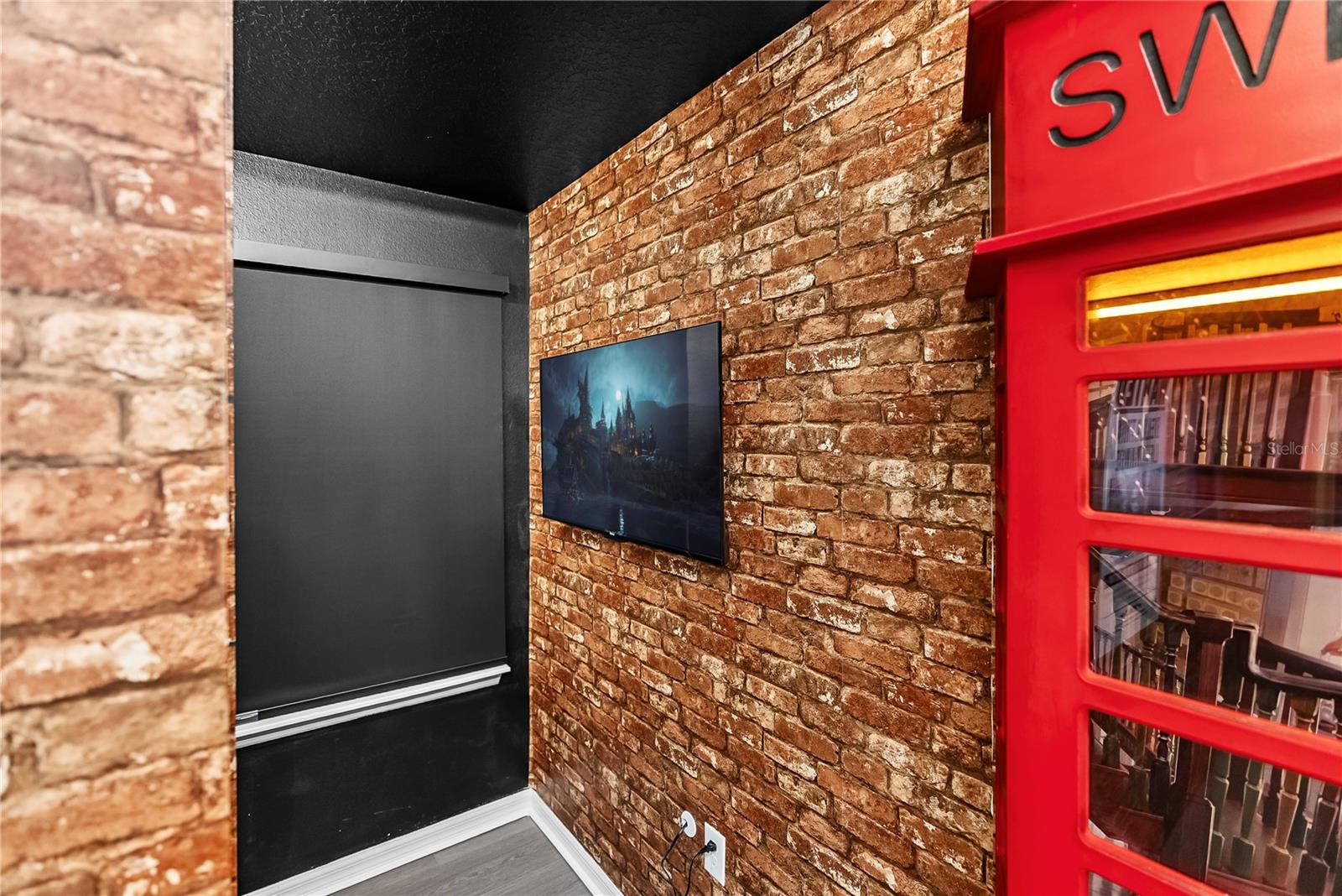 WINDSOR CAY - Residential