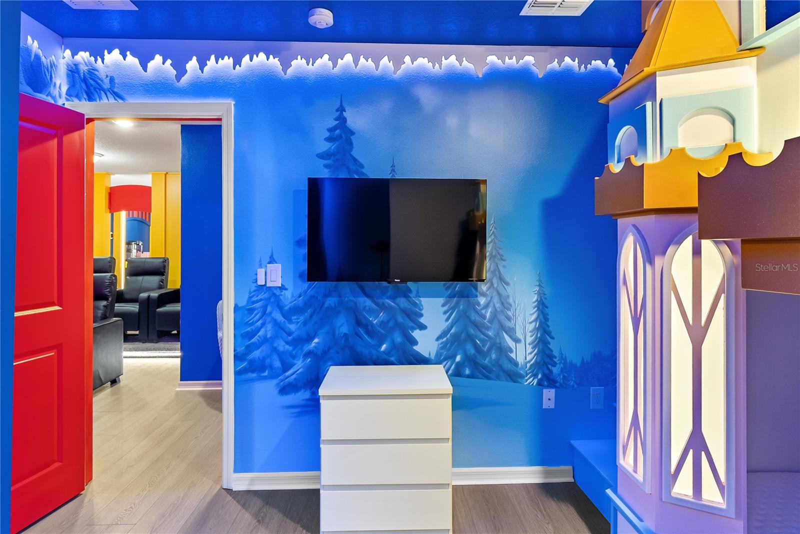 WINDSOR CAY - Residential