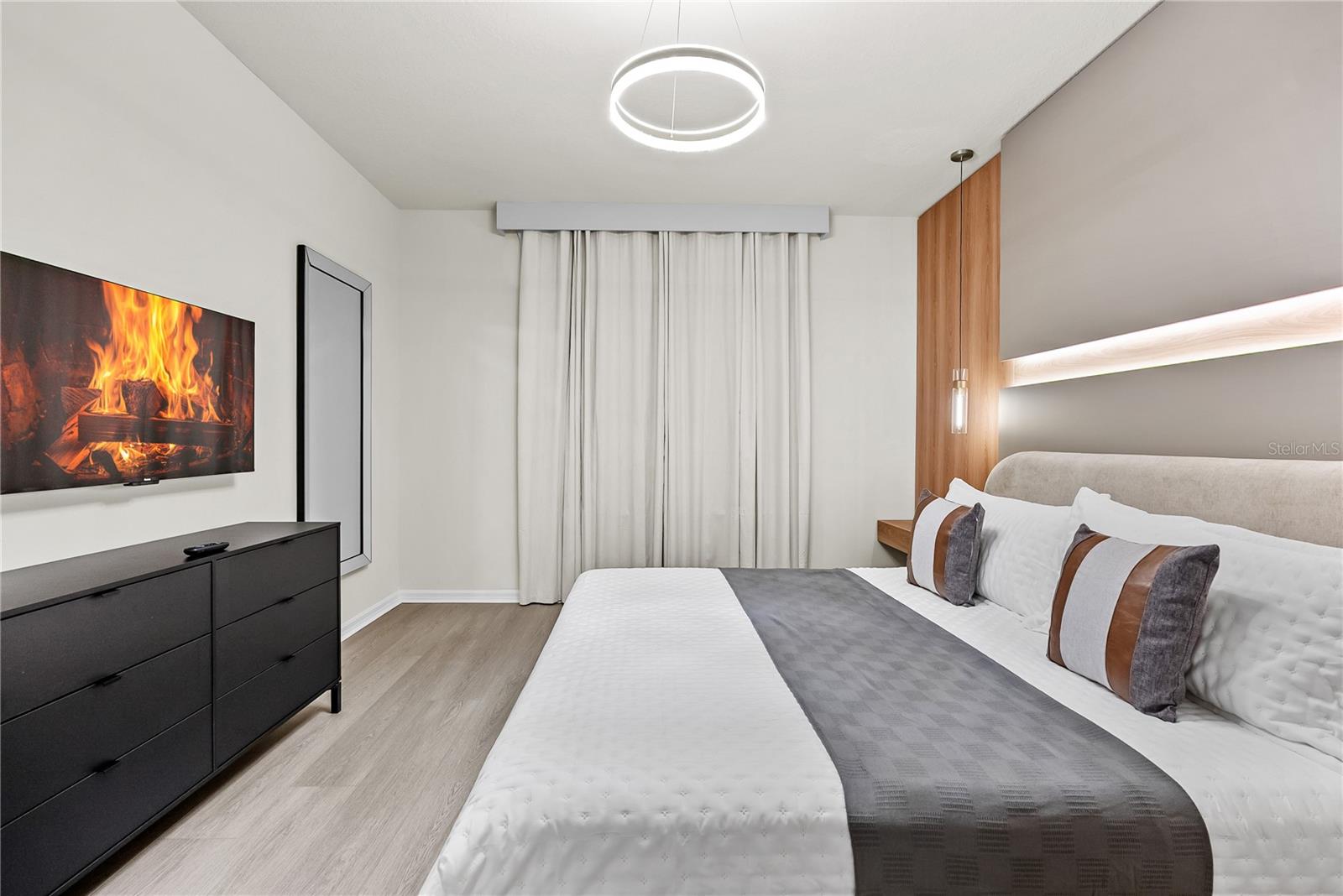 WINDSOR CAY - Residential