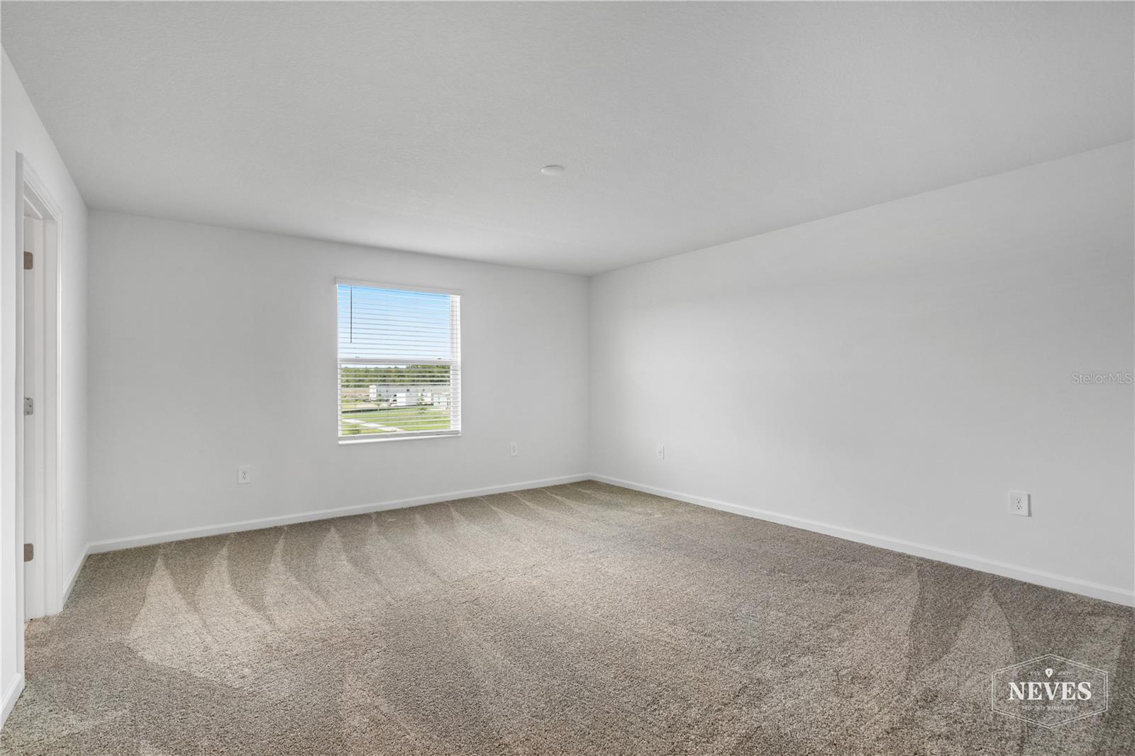 KNIGHTSBRIDGE PH 1 - Residential Lease