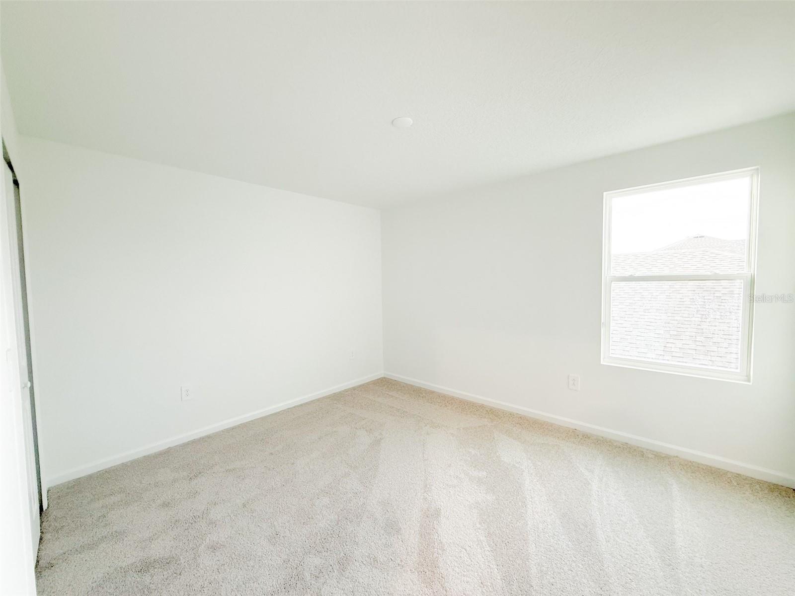 KNIGHTSBRIDGE PH 1 - Residential Lease