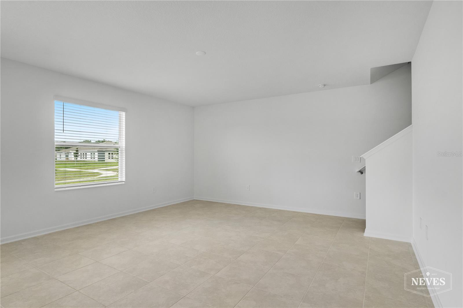 KNIGHTSBRIDGE PH 1 - Residential Lease