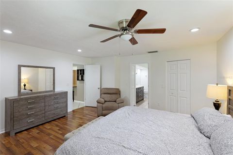 Single Family Residence in SARASOTA FL 4426 MAYGOG ROAD 17.jpg