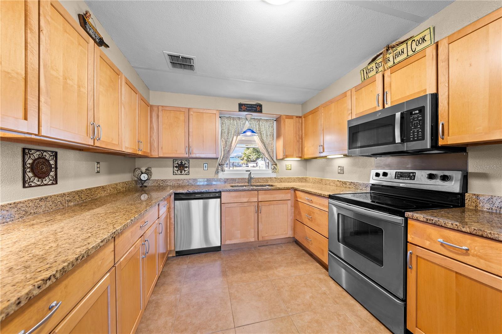 TYSON 3 - Residential