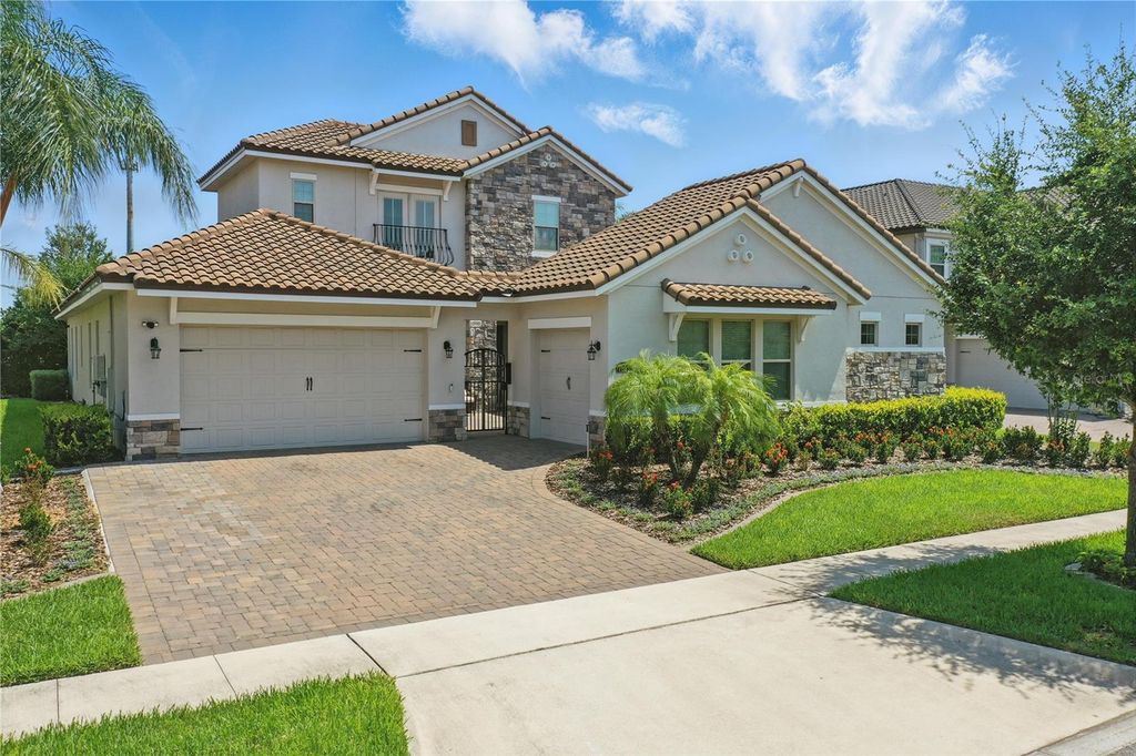 Photo of 7625 Blue Quail Lane, Orlando, FL 32835 (MLS # O6350698)