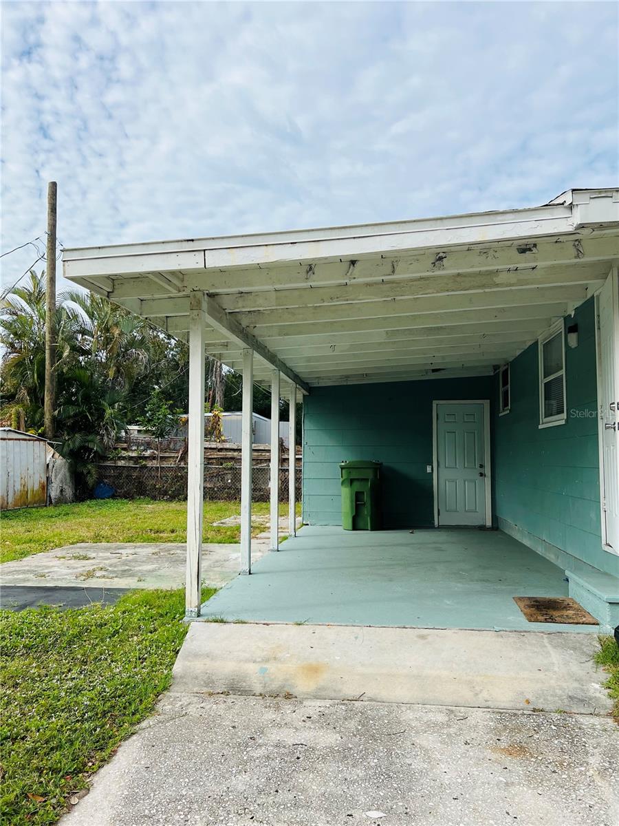 WELLESLEY ACRES - Residential Lease