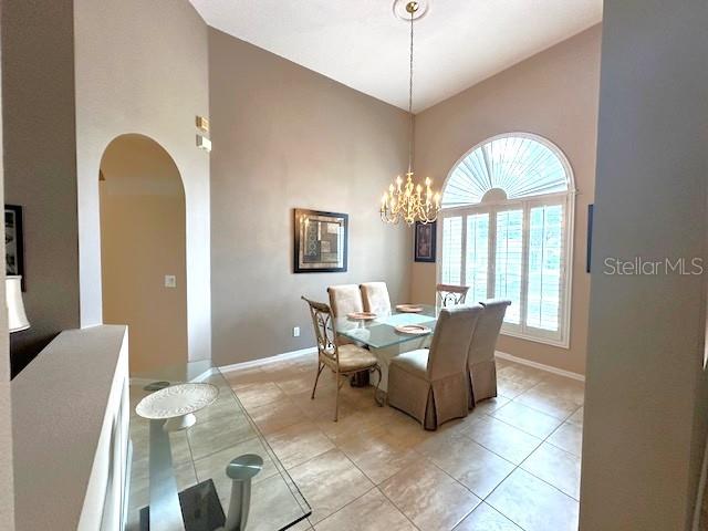 401 CHINAHILL COURT