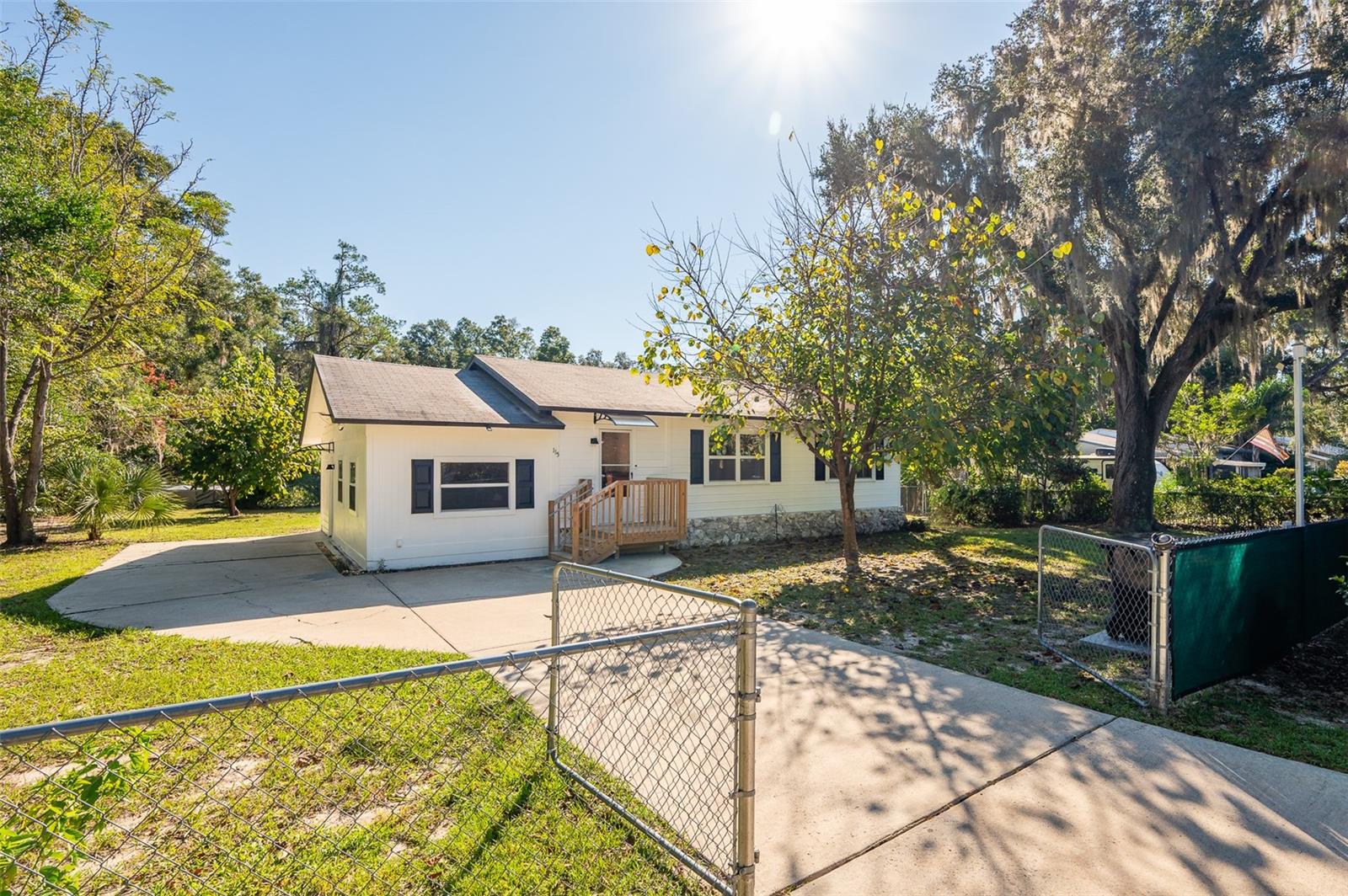 GREEN ACRES - Residential