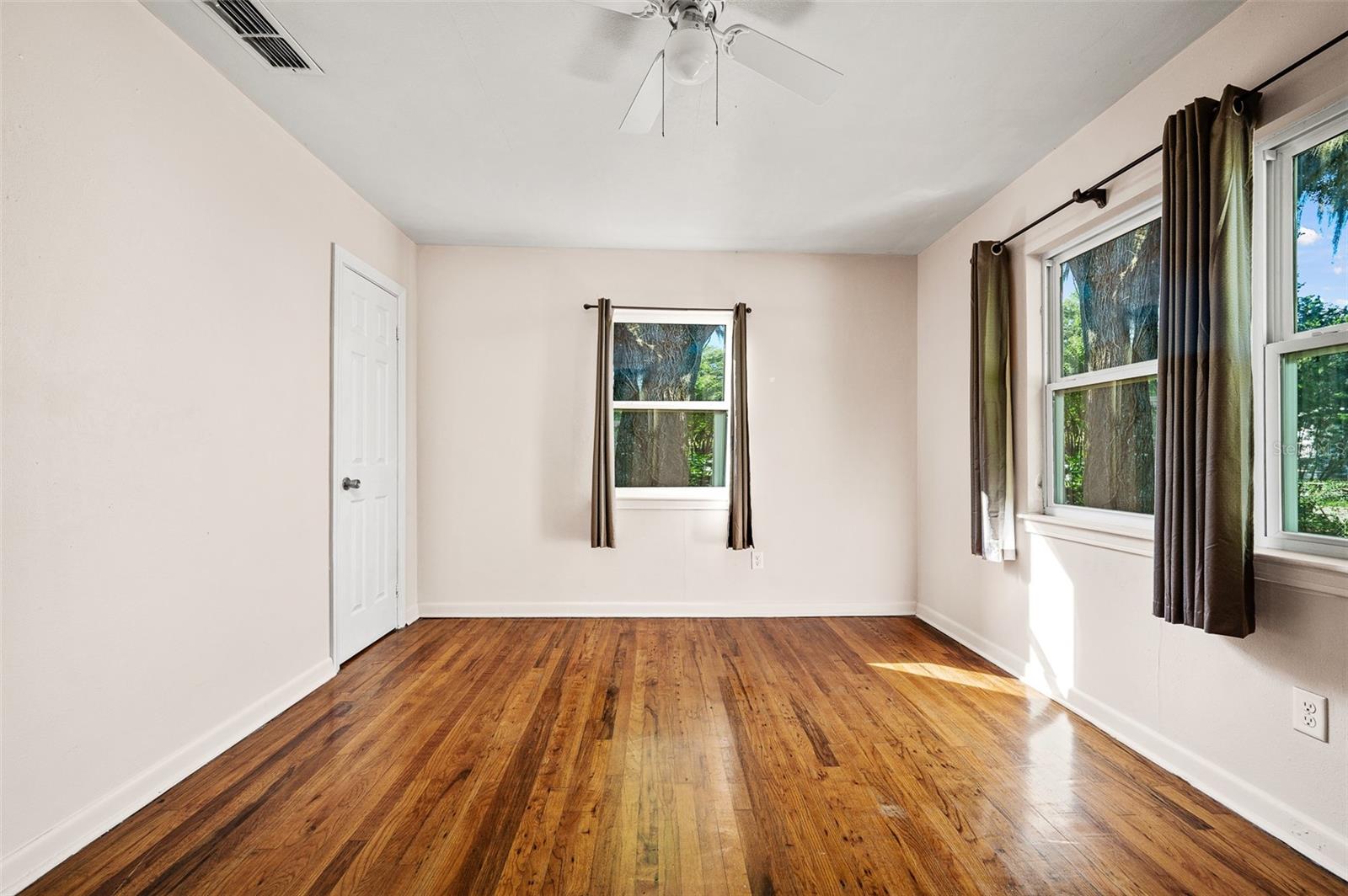GREEN ACRES - Residential