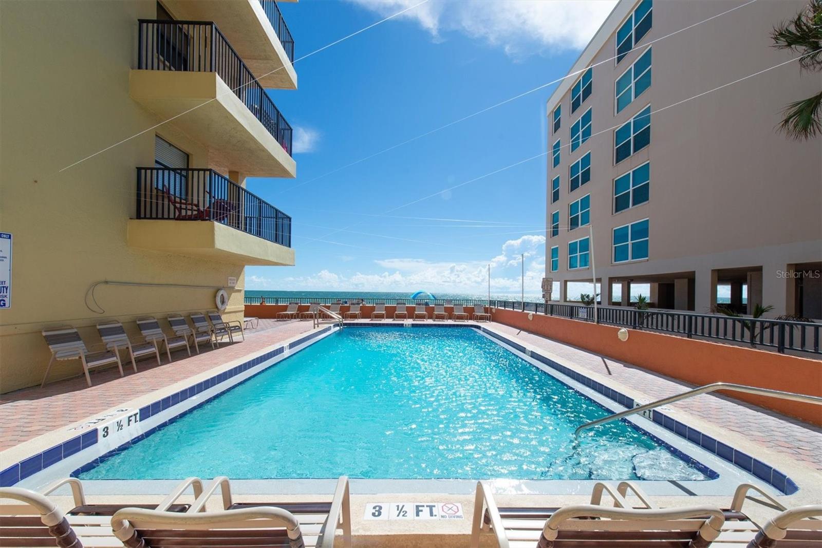 14710 GULF BOULEVARD 206
