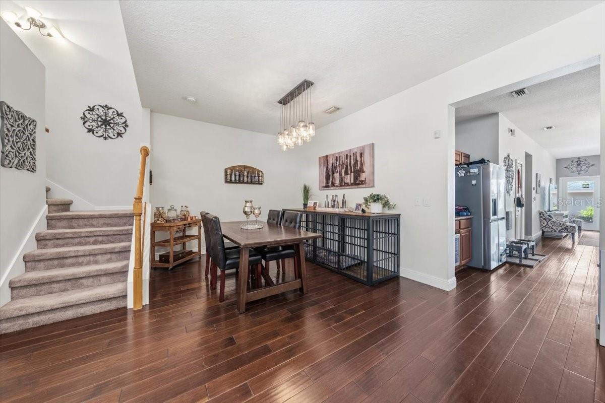 9606 ROYCE DRIVE