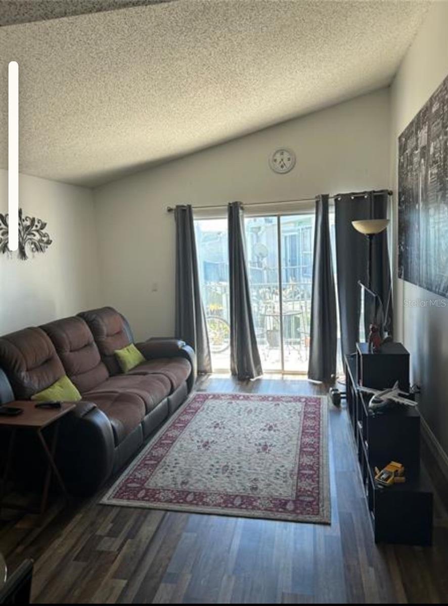 DOCKSIDE CONDO - Residential