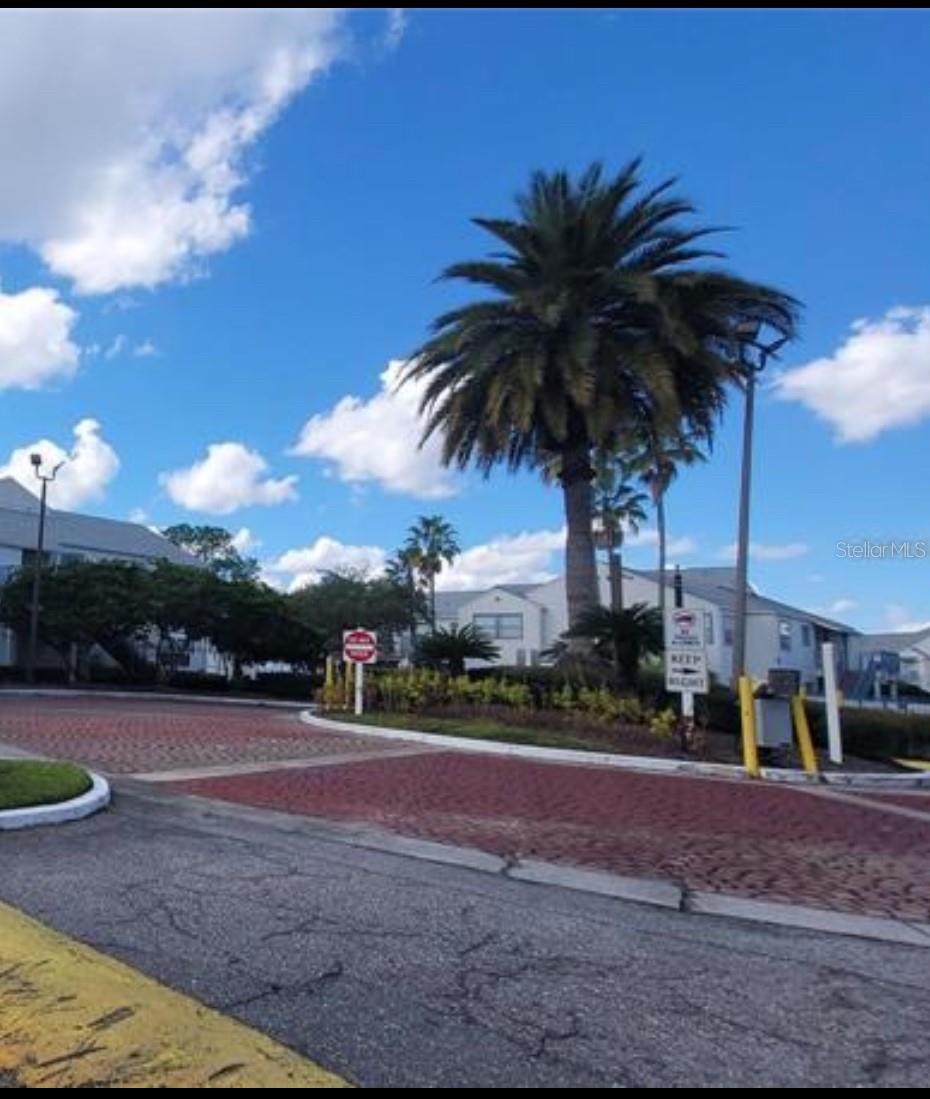 DOCKSIDE CONDO - Residential