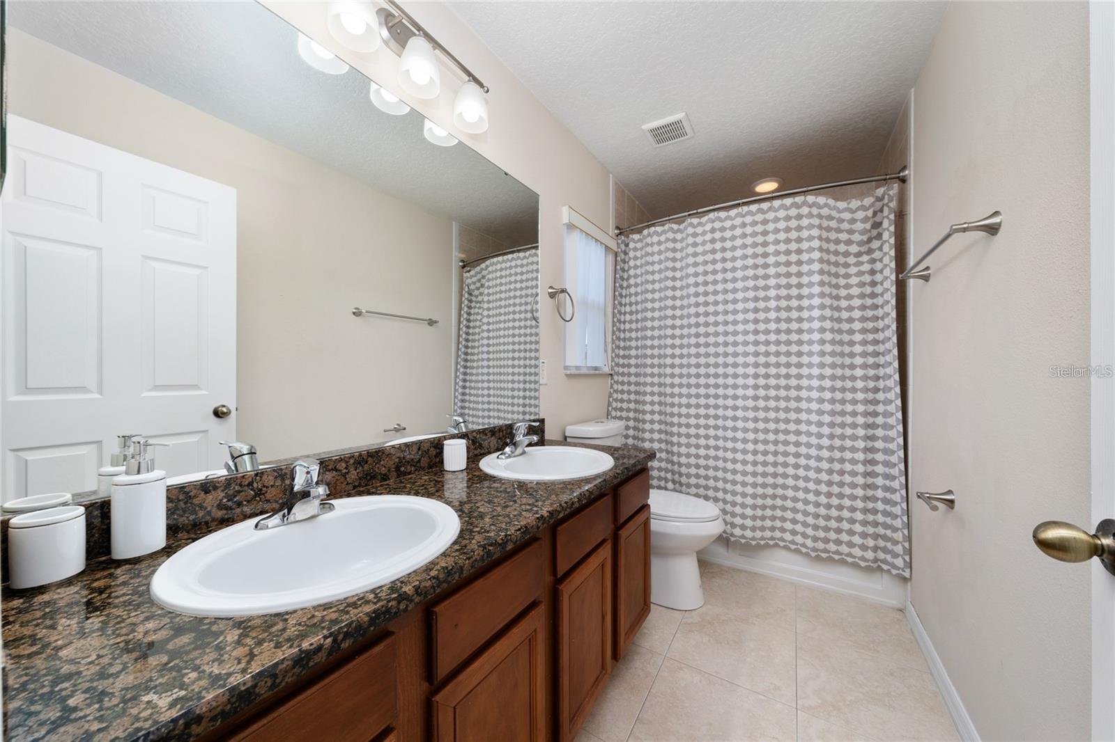 CRYSTAL COVE RESORT - Residential