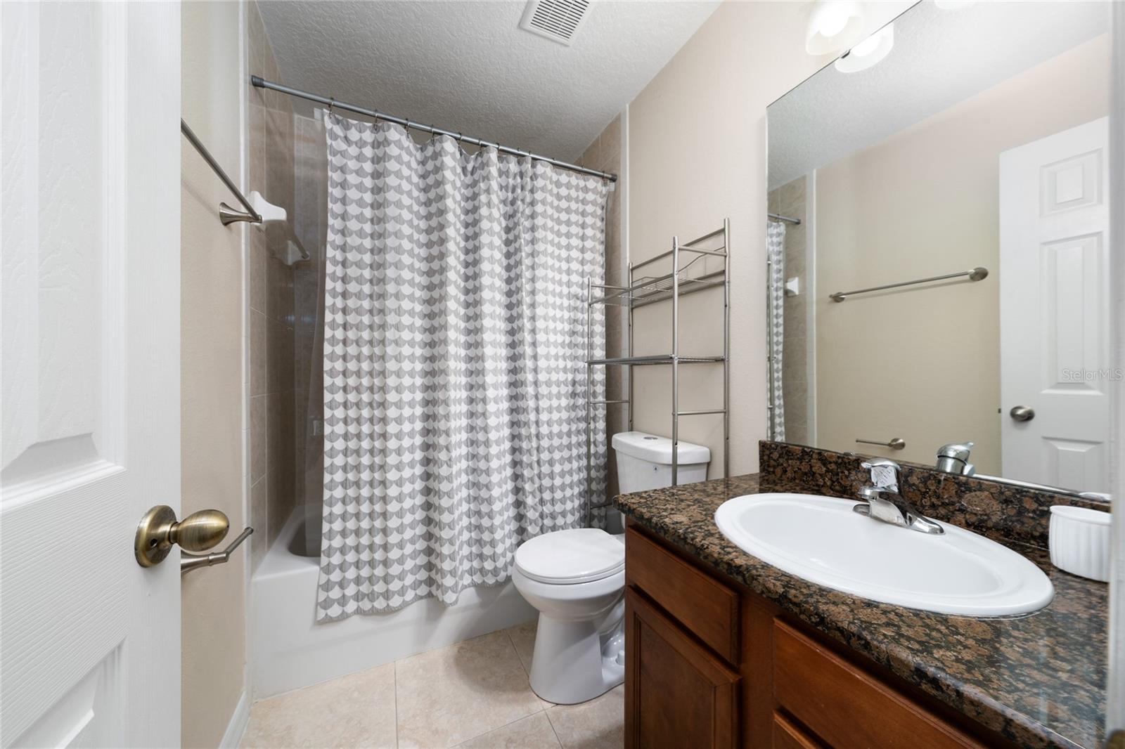 CRYSTAL COVE RESORT - Residential