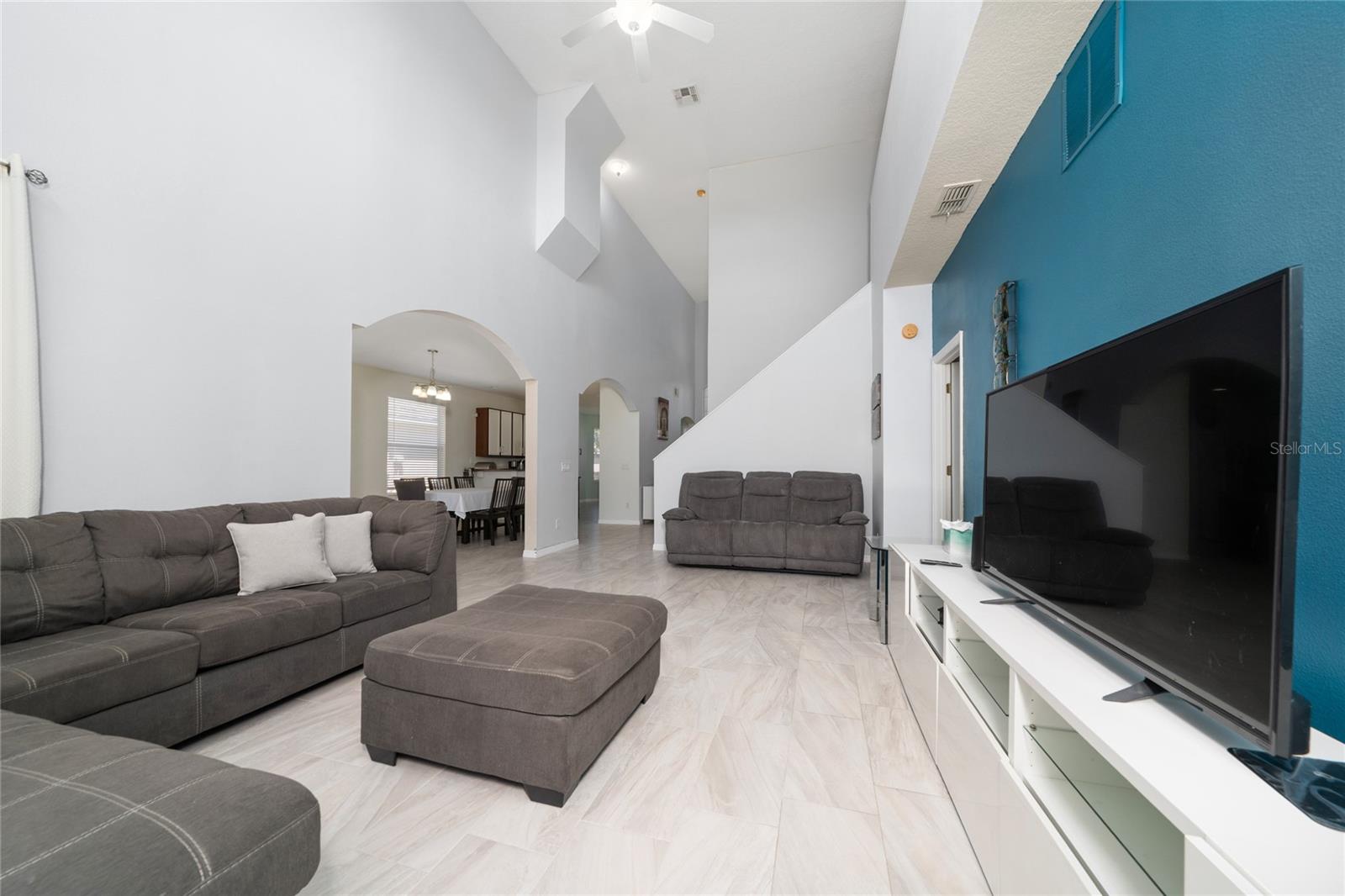 918 EMERALD GREEN COURT