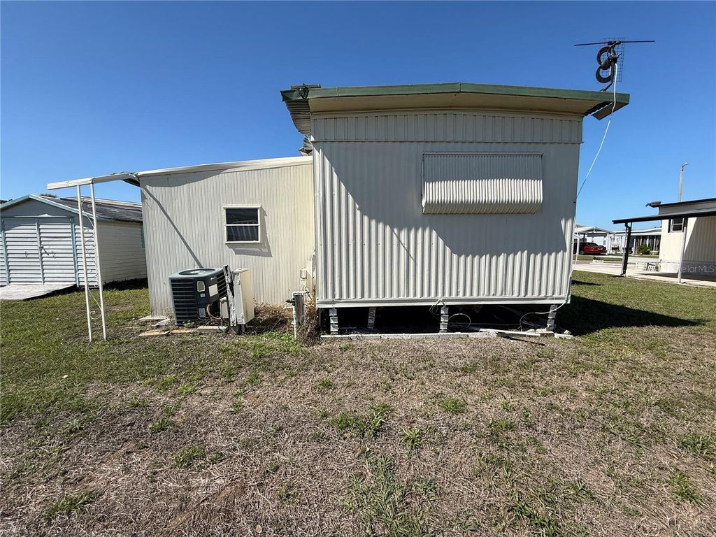 Photo of 105 Saint Martins Way, Apollo Beach, FL 33572 (MLS # TB8487744)