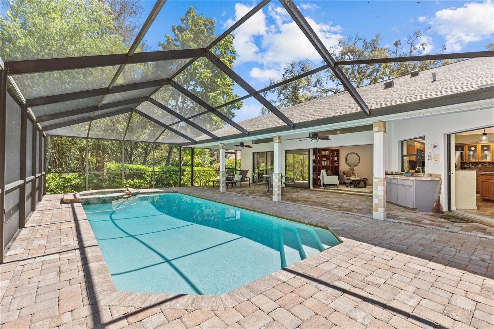 3267 WESTCOTT COURT