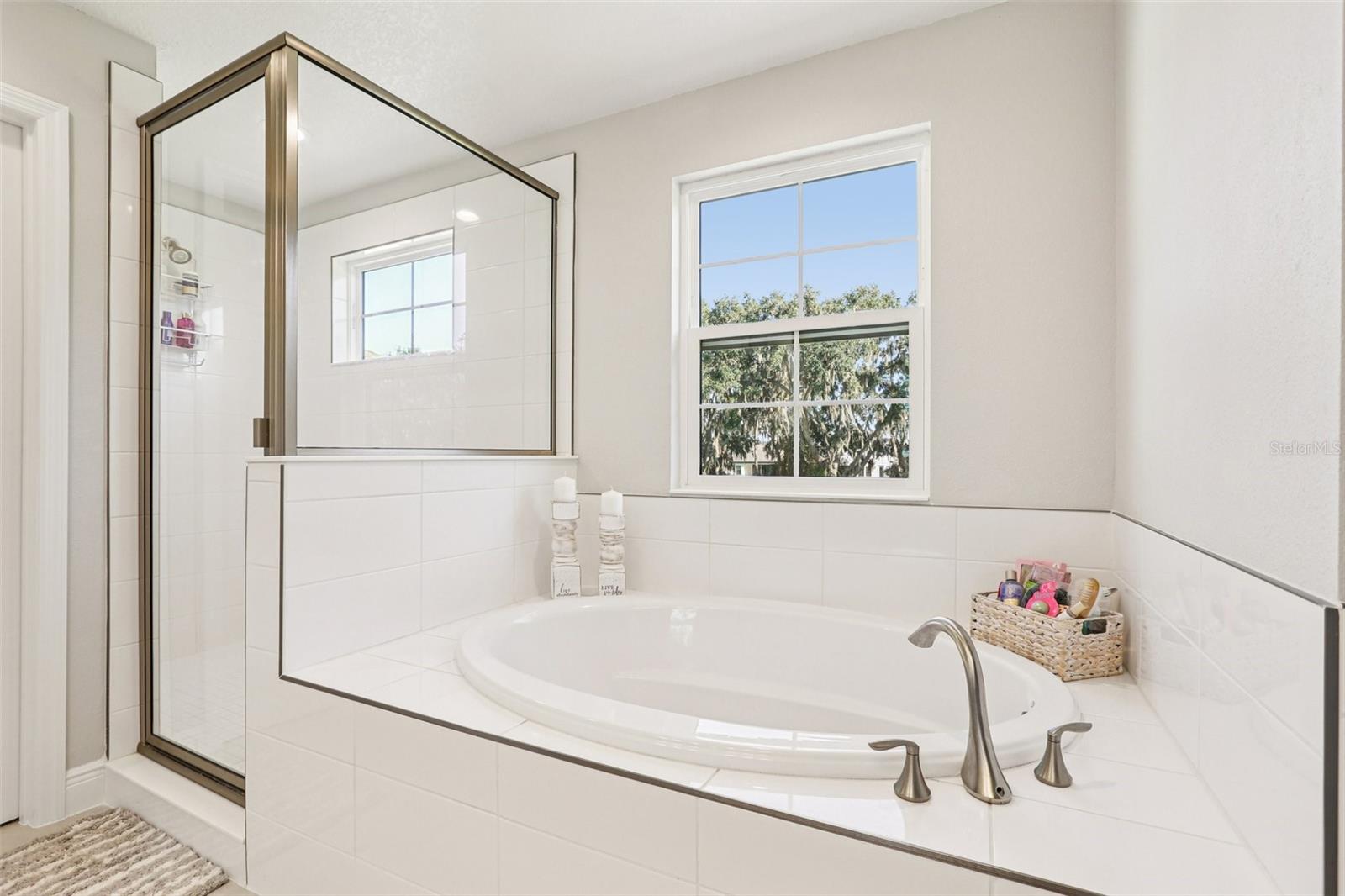 HINTON HAWKSTONE PH 1A2 - Residential