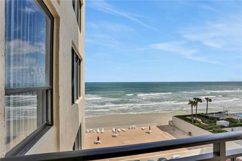 A home in DAYTONA BEACH