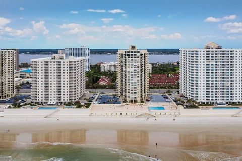 A home in DAYTONA BEACH