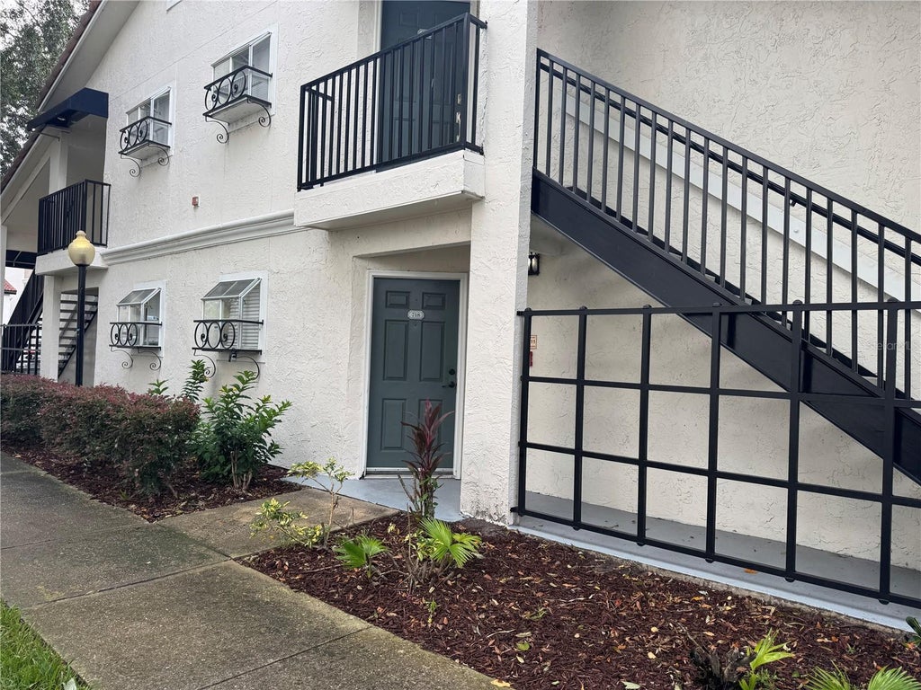 Photo of 5128 Conroy Road #718, Orlando, FL 32811 (MLS # O6438085)