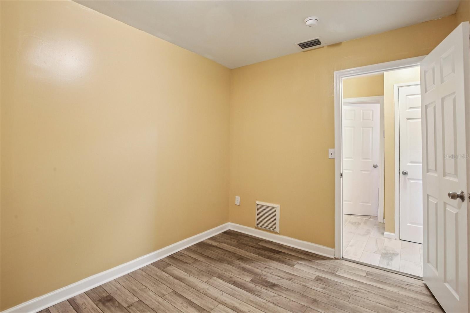 FAIRLAWN PARK UNITS 4 & 5 - Residential